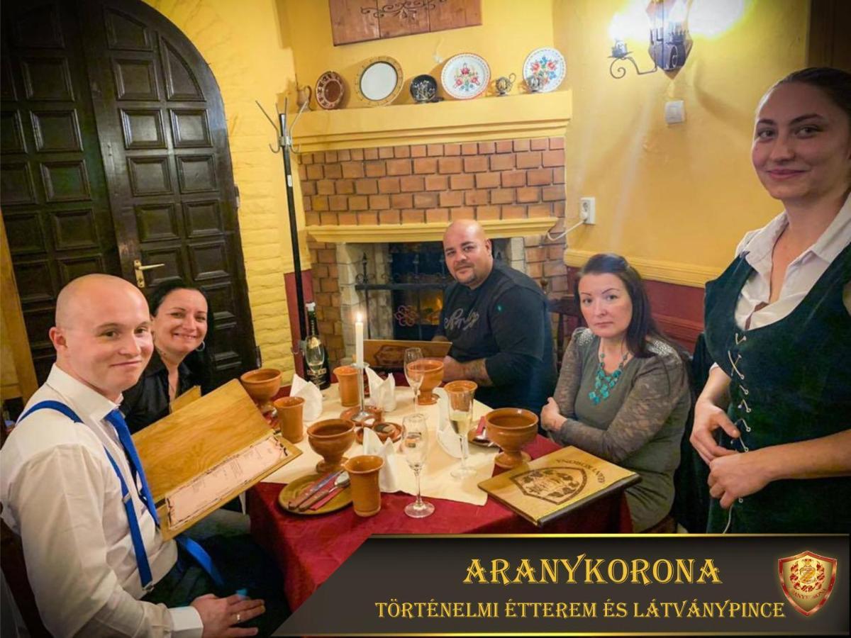 Aranykorona Hotel Miskolc Extérieur photo