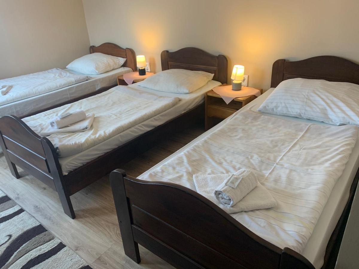 Aranykorona Hotel Miskolc Extérieur photo