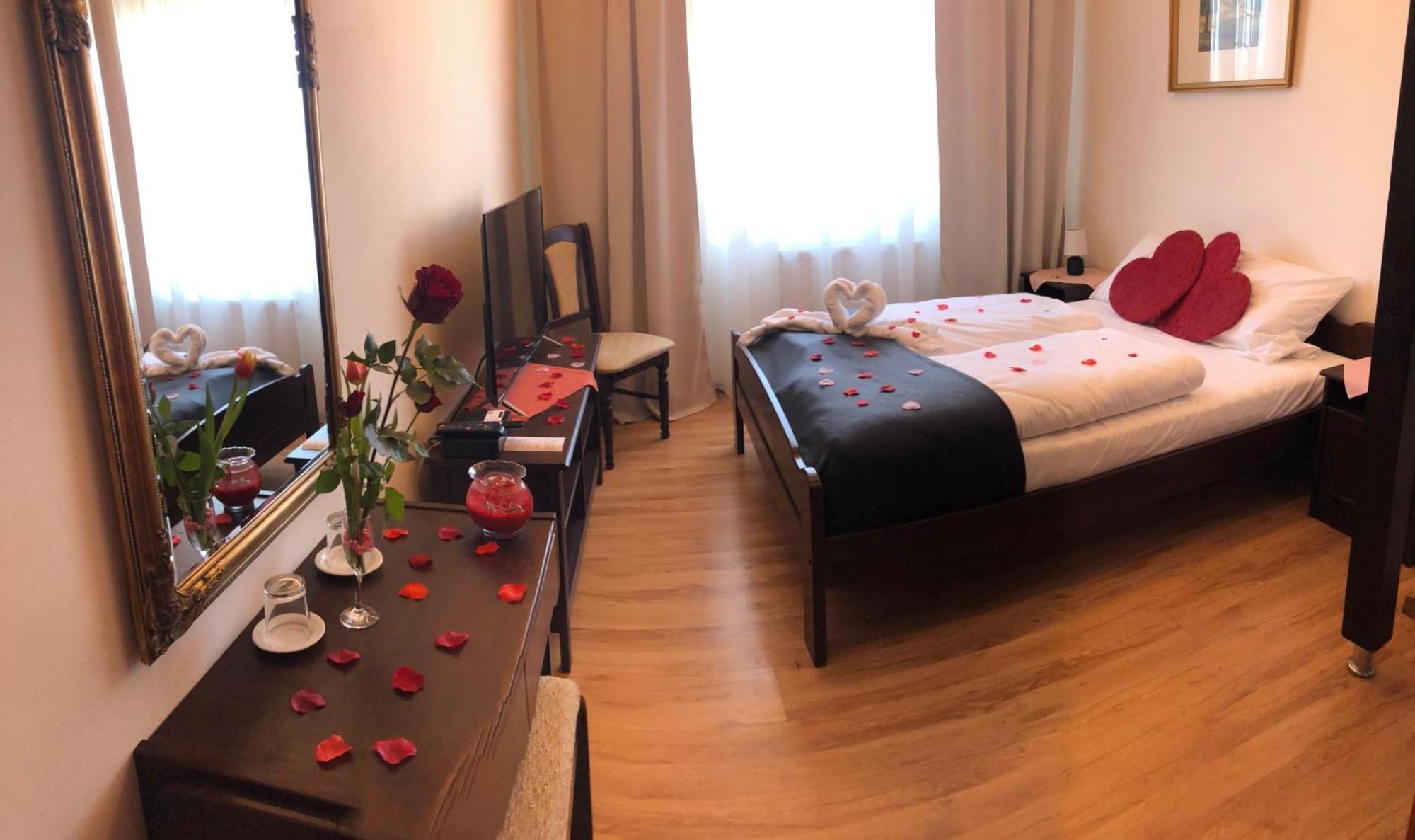 Aranykorona Hotel Miskolc Extérieur photo