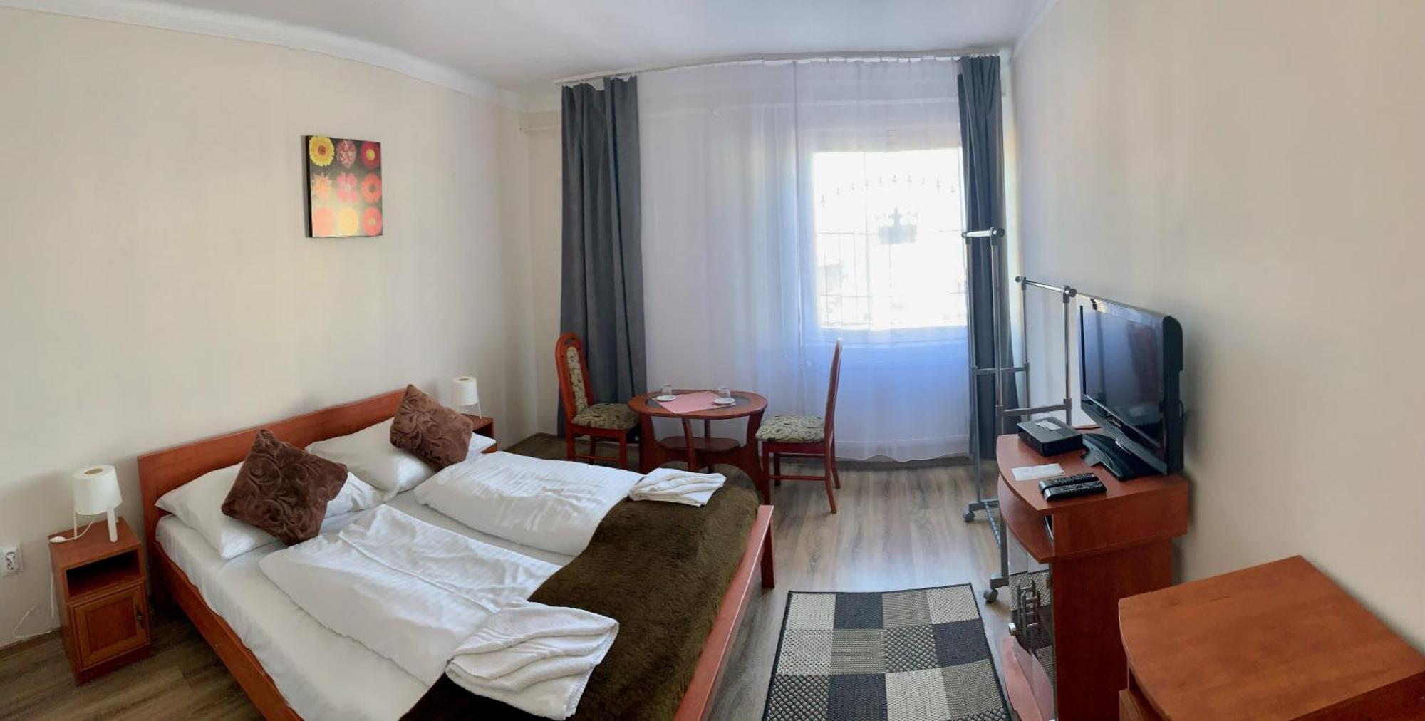 Aranykorona Hotel Miskolc Extérieur photo