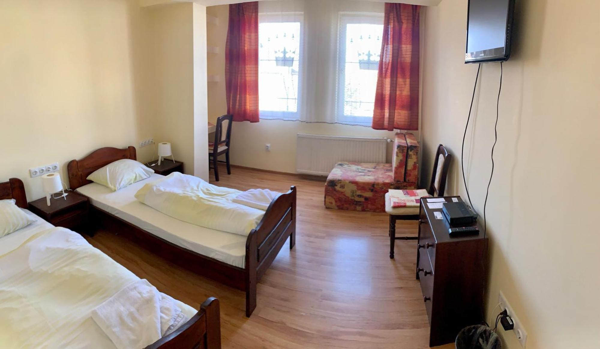 Aranykorona Hotel Miskolc Extérieur photo
