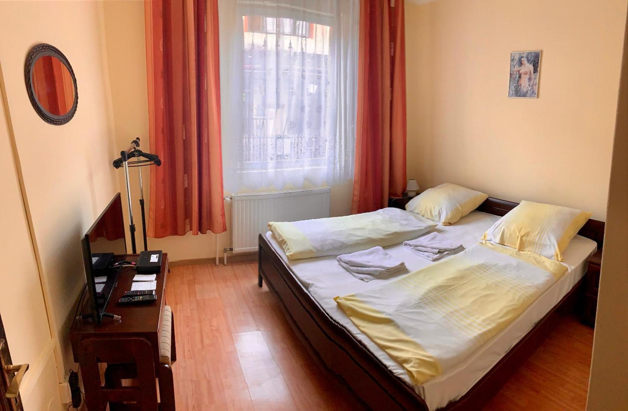 Aranykorona Hotel Miskolc Extérieur photo
