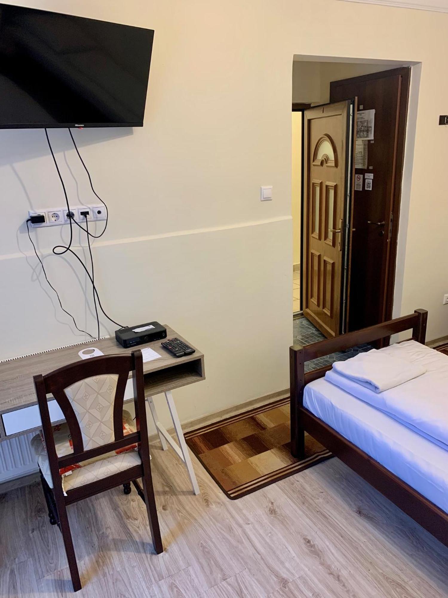 Aranykorona Hotel Miskolc Extérieur photo